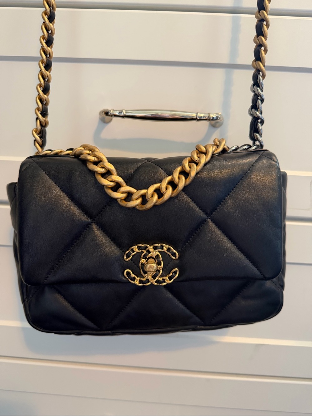 Chanel 19 Quilted lambskin Leather flap bag